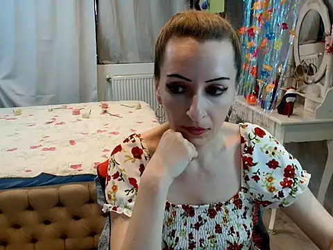 AnneDevrim 现场XXX聊天