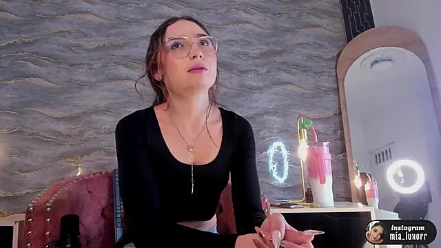 Živý XXX chat Mia_Luxor