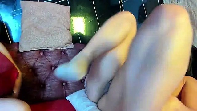 Isa_And_Natasha Obrolan Langsung XXX