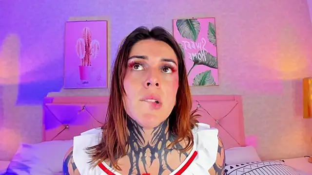 Pokazy przed kamerką – mystikdoll