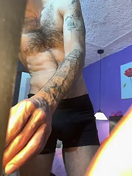 Show modela Karim_mansur na web-kameri