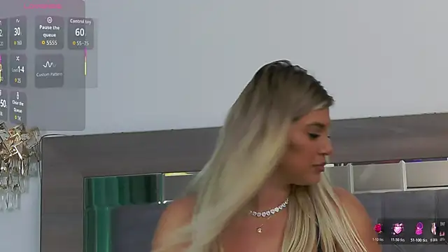 Lorehottie's Live XXX Chat