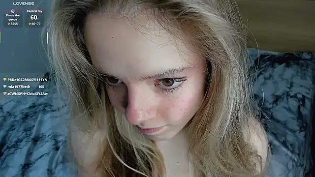 TiffinyMergist's Live XXX Chat