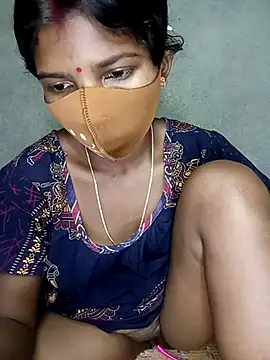 Renuka_GG Show in webcam