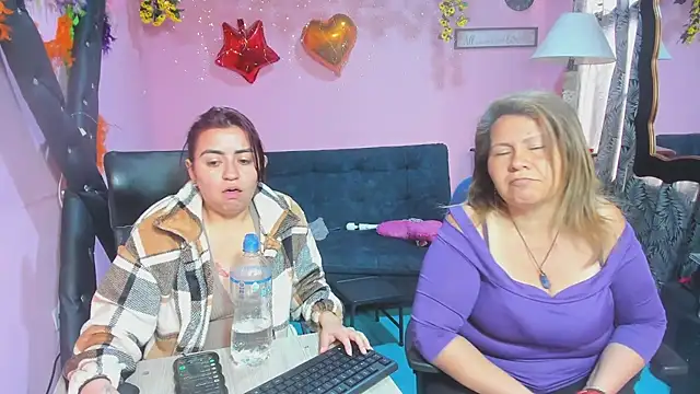 lesbiancuple's Live XXX Chat