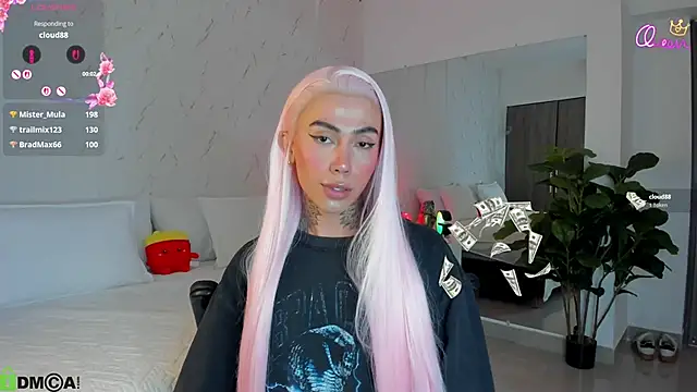 miss_tatiana_'s Live XXX Chat