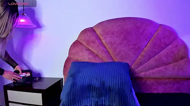 Chat XXX ao vivo de brihanna-young