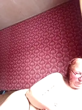 SquirrelFine Live XXX-Chat