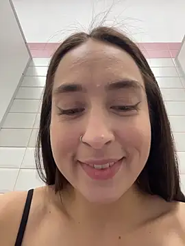 Chat XXX en directo de Holly_Play