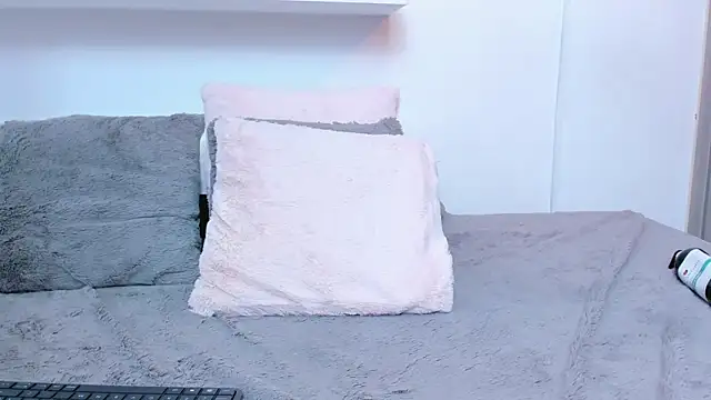 IsabellaMonet's Live XXX Chat