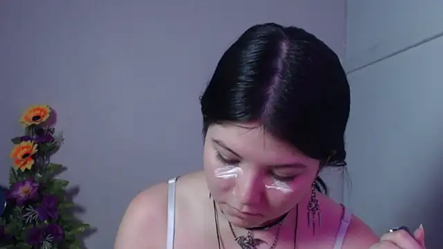 Ginebra_Sensual's Live XXX Chat