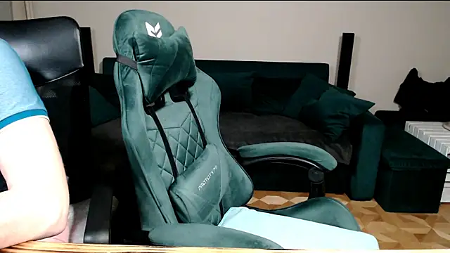 JoannaAndNeighbour's Webcam Show