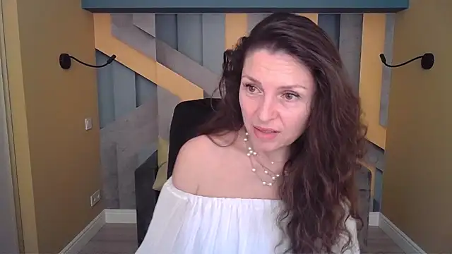 EllaLong Chat XXX live