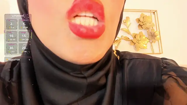 Онлайн чат XXX hanajameela