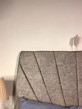 Val12777 Chat XXX live