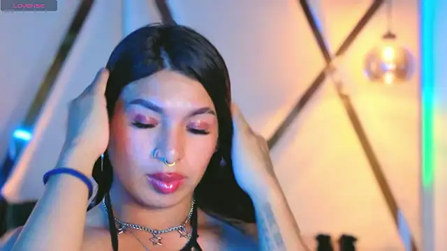 MeelFox's Live XXX Chat