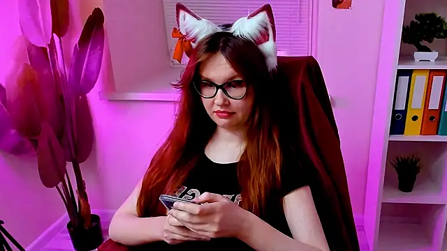 CarolGiggly Adlı Modelin Canlı XXX Sohbeti