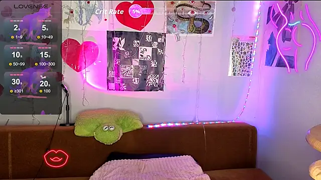 RachelPirce Chat XXX in diretta