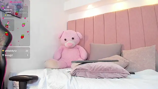 megan_sofiaa_のライブXXXチャット