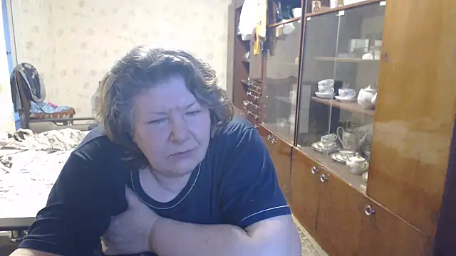 Chat +18 de HotLusi ao vivo