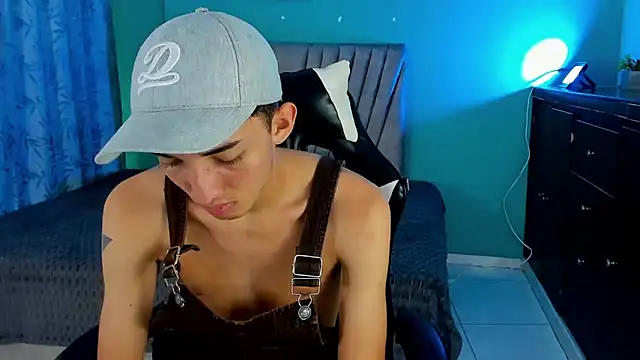 Maikol_Ortiz's Live XXX Chat