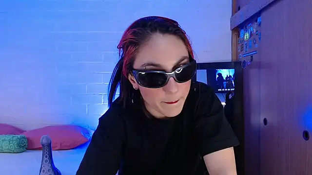 Amy66's Live XXX Chat