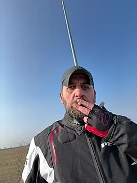 Czat XXX na żywo – TARKAN1