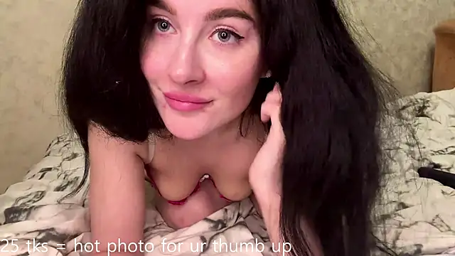 ToriHellberg live XXX chat