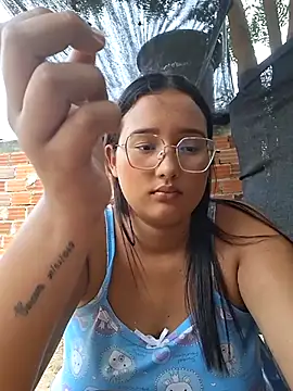Chat +18 de young_dairy01 ao vivo