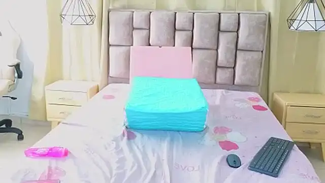 scarlettjohnson_'s Live XXX Chat