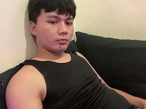 urasiantwink69 网络视讯表演