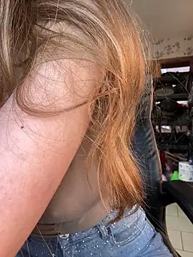 Вебкам-шоу didihairypussy