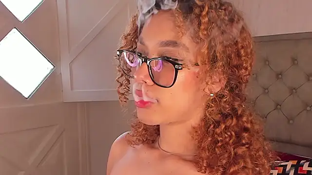 Sienna_brunette Live XXX-Chat