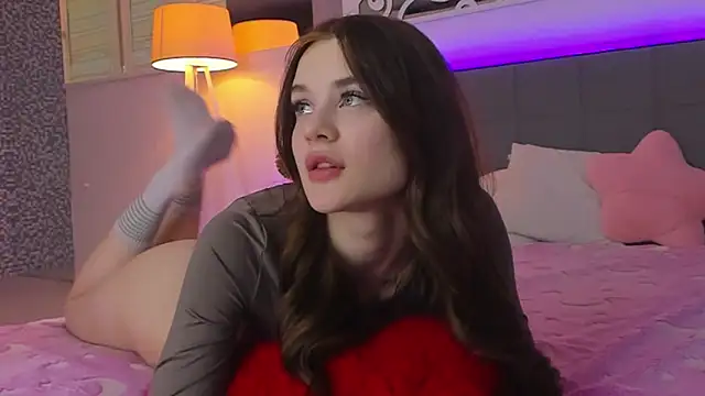 LuisaCloverのライブXXXチャット