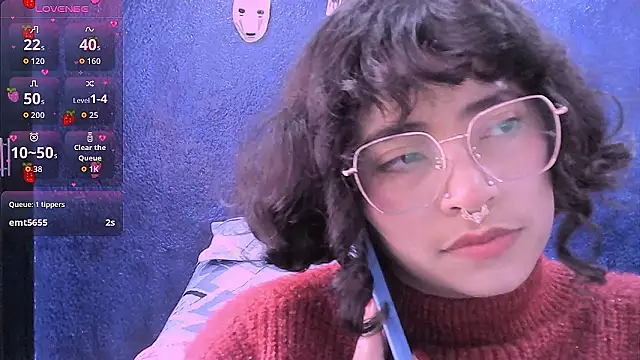 Chatroom XXX en direct de NinaYellow