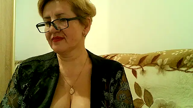 Dana4921 webkamerás műsora