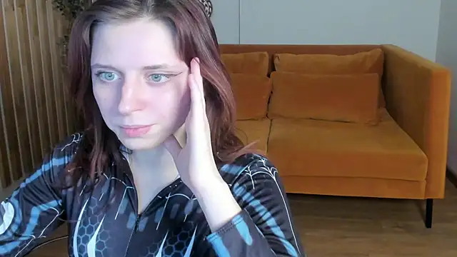 Chatroom XXX en direct de FreyaVey