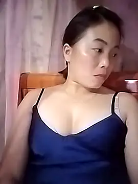 Ella-aa: απευθείας συνομιλία ΧΧΧ