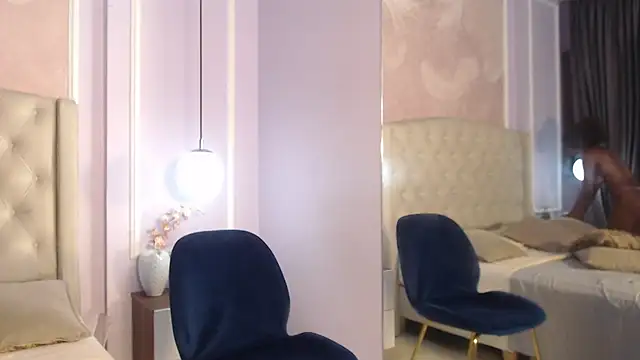 LiaTrainor Webcam Show