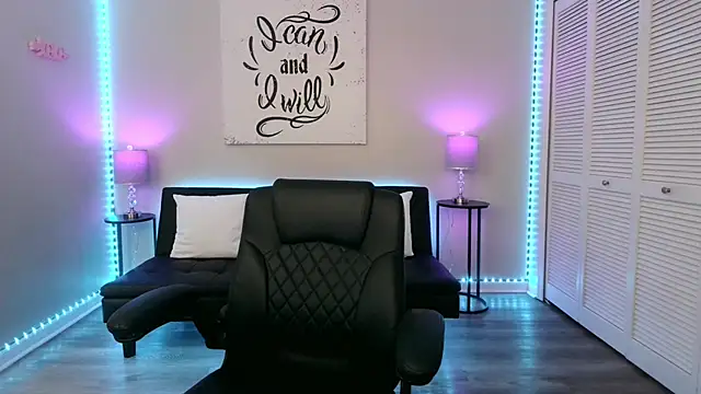 SamieSutton: онлайн-секс-чат