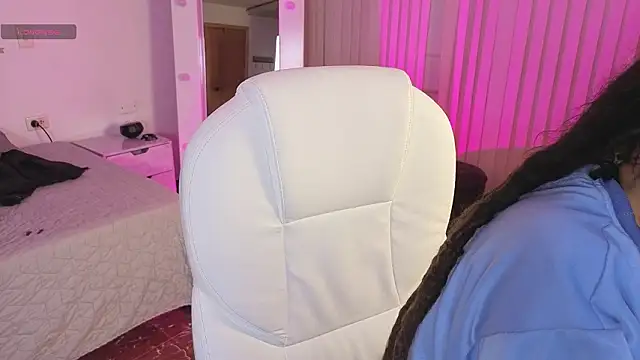 _sharlotte777's Live XXX Chat