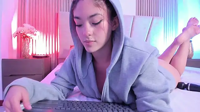 Victoria_BeaumontのライブXXXチャット