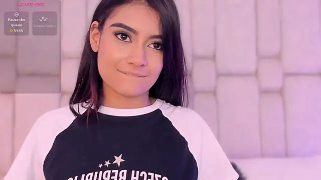 KatherineRuiz_のライブXXXチャット