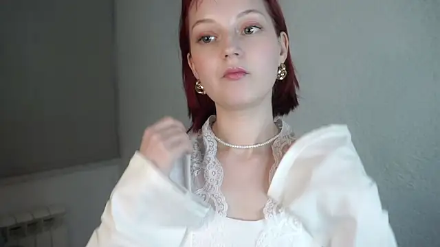 ValeneRomer 现场XXX聊天