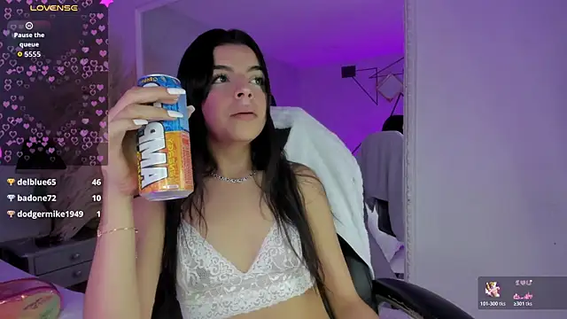 Živý XXX chat KarelyMitchel