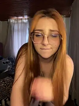 CoraVibes Webcamshow