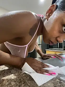 TheRealOshunQueen: вебкам-шоу