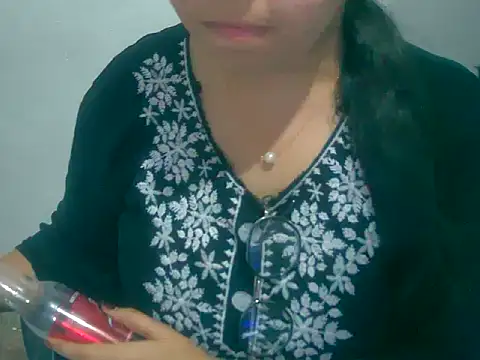 Cute_Aliyaa Chat XXX live