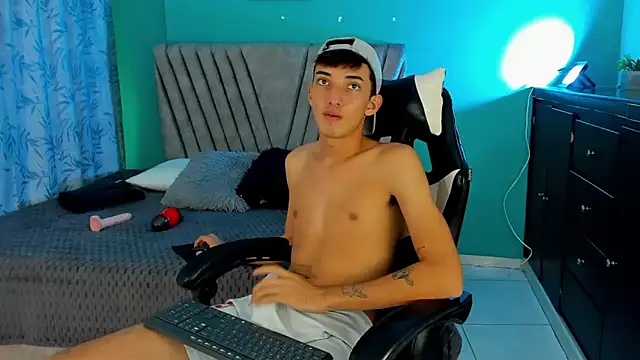 Chat XXX en directo de Maikol_Ortiz