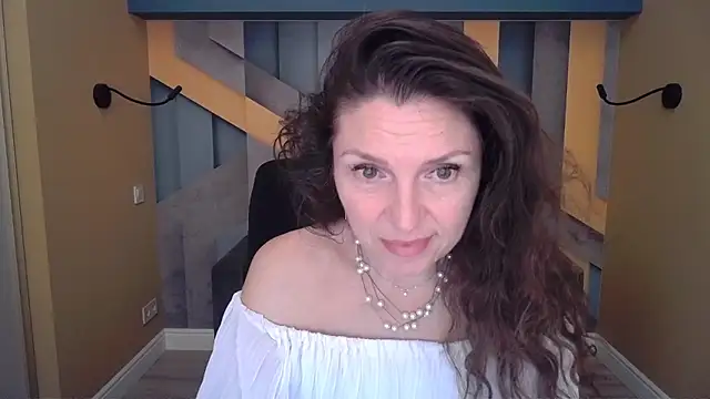 EllaLong Live XXX-chat